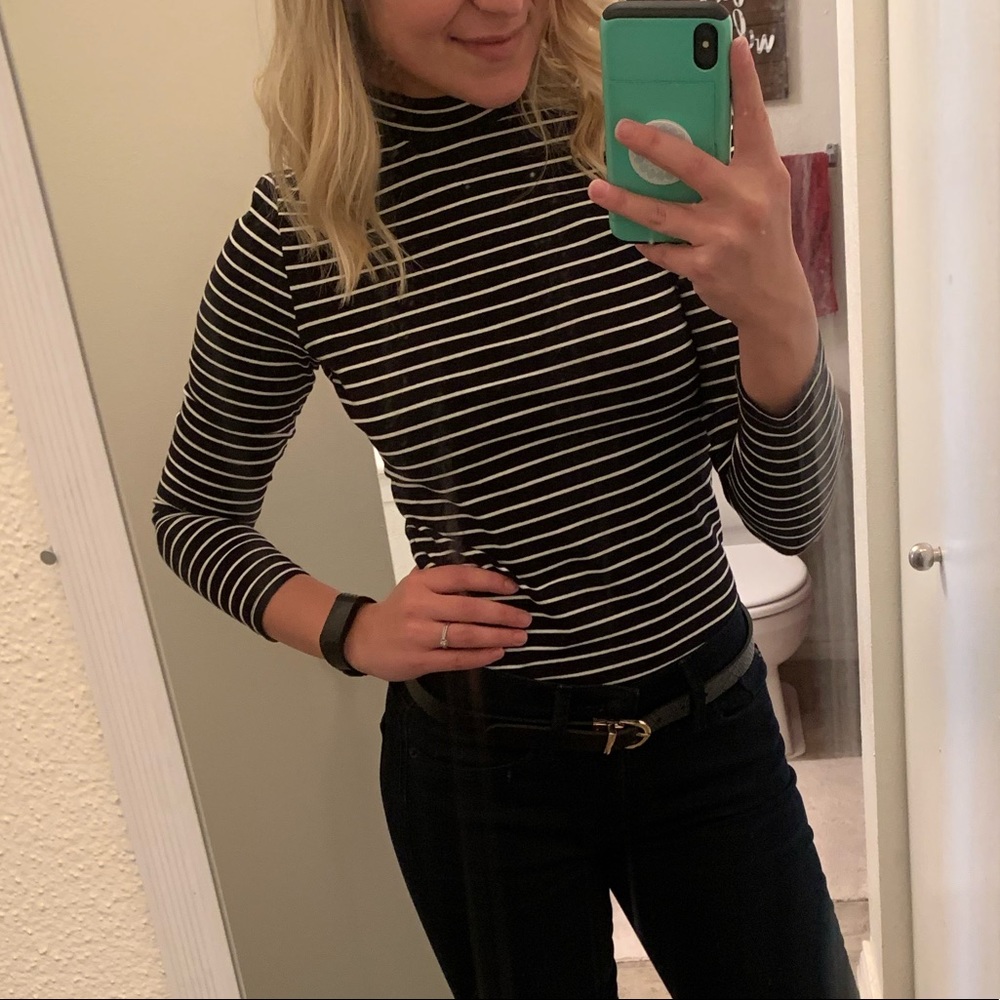 Mock turtle neck long sleeve shirt